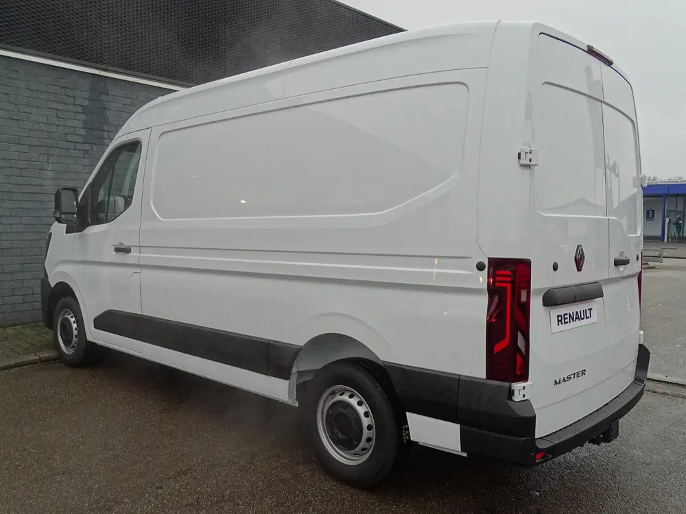 Renault Master T35 2.0 dCi 130 L2H2 Start TREKHAAK uit 2024, foto 6