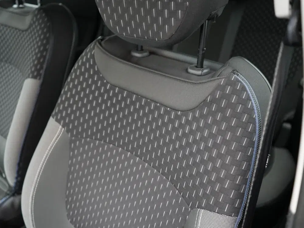 Renault Captur TCe 90 Intens uit 2019, foto 12