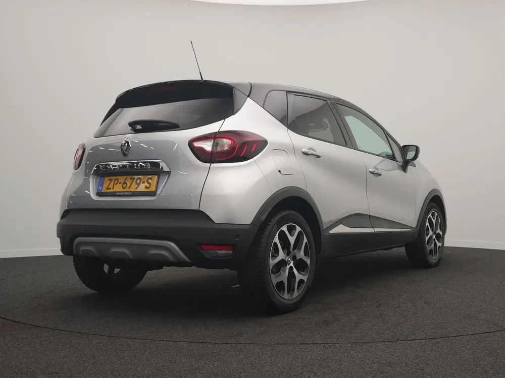 Renault Captur TCe 90 Intens uit 2019, foto 6