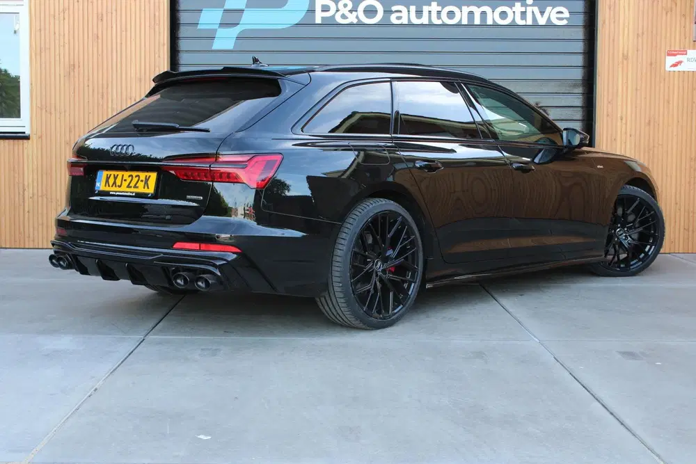 Audi A6 55 TFSI e quattro S Competition S6 Style R uit 2024, foto 2