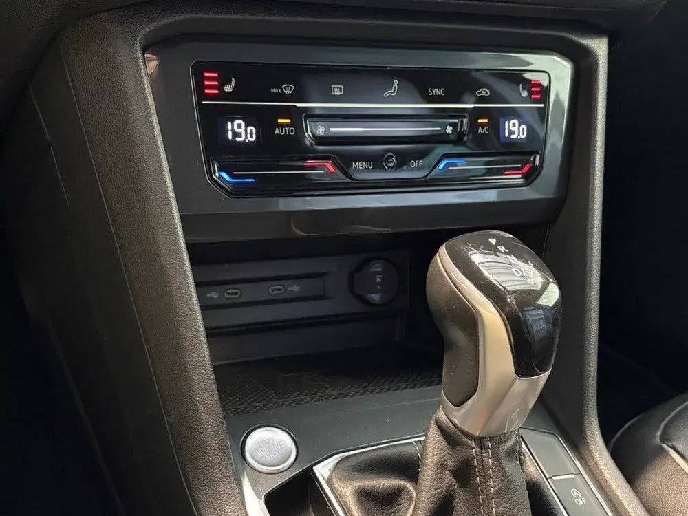 Volkswagen Tiguan 1.5 TSI 2x R-Line Pano ACC IQ.Light V-Cock uit 2020, foto 11