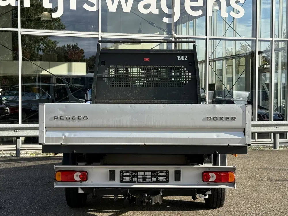 Peugeot Boxer 335 2.2 BlueHDi 165 L4 Pick-up uit 2022, foto 4