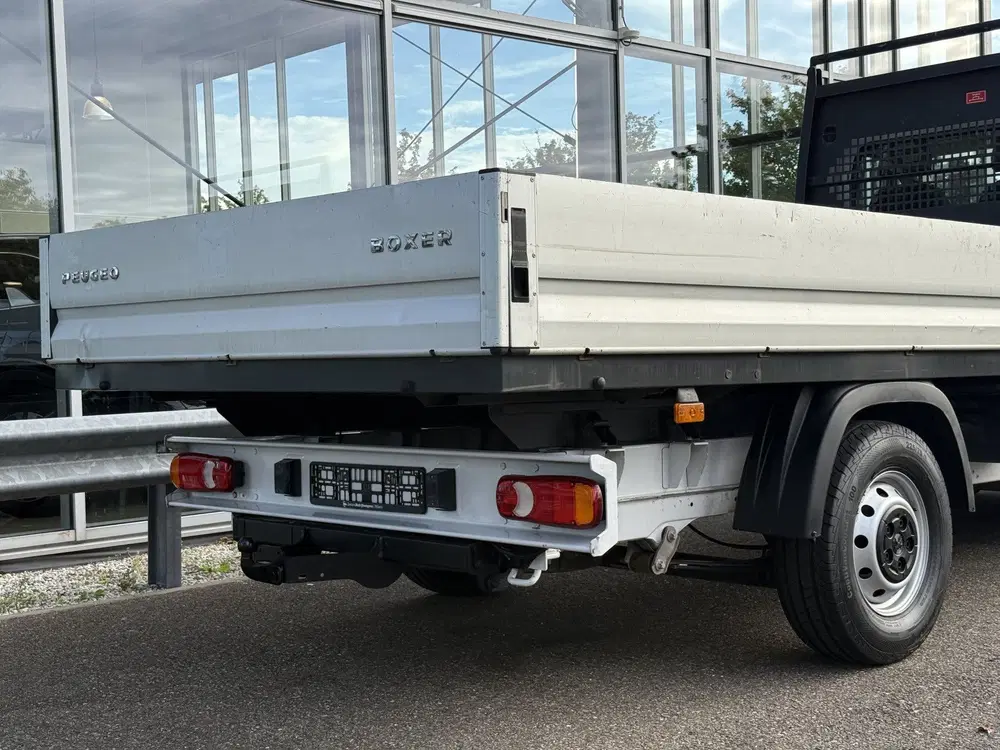 Peugeot Boxer 335 2.2 BlueHDi 165 L4 Pick-up uit 2022, foto 8
