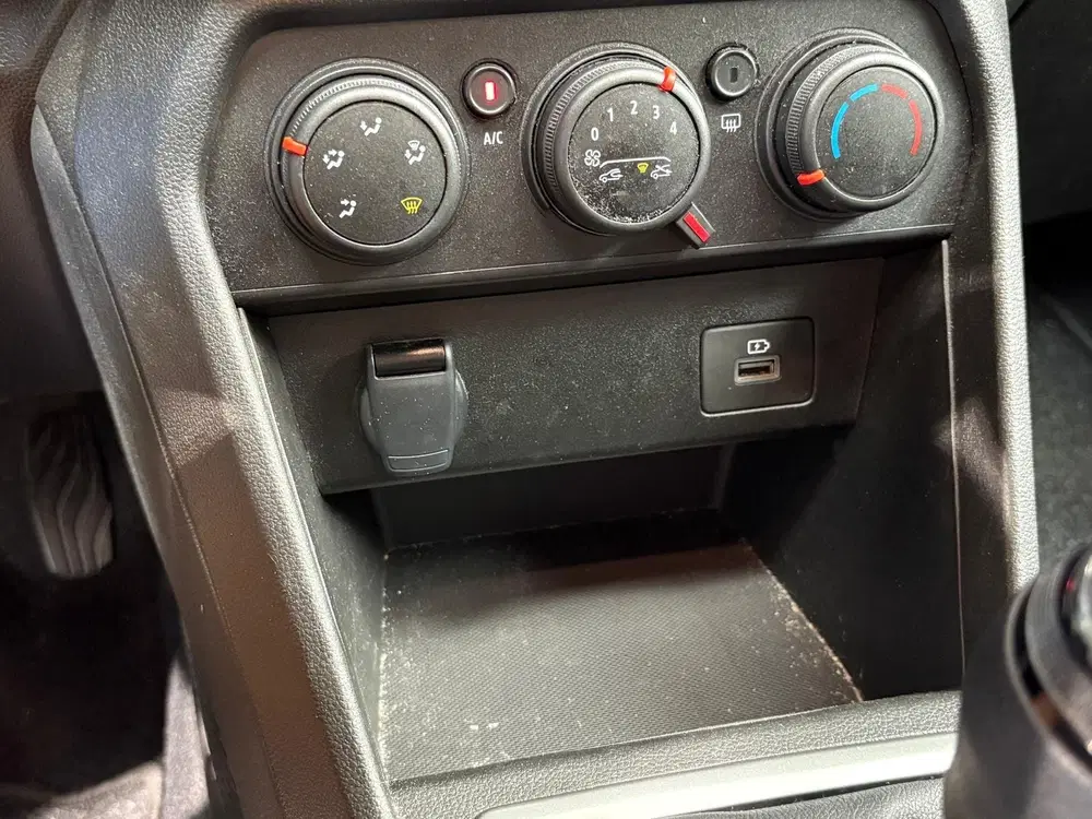 Dacia Sandero 1.0 TCe 100 ECO-G Expression uit 2024, foto 10