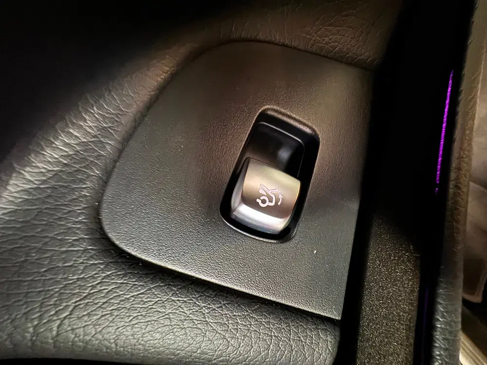 Mercedes-Benz E-Klasse 200 4MATIC Pano uit 2019, foto 15