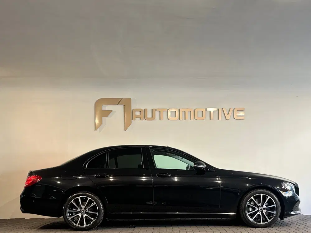 Mercedes-Benz E-Klasse 200 4MATIC Pano uit 2019, foto 8