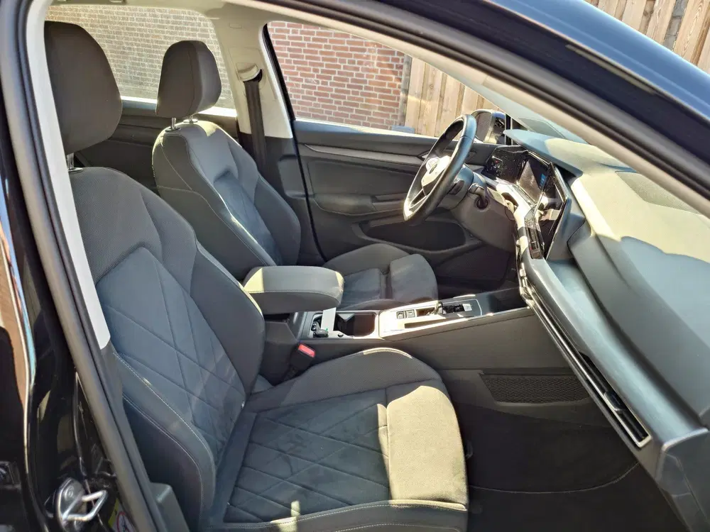 Volkswagen Golf 1.4 eHybrid Style uit 2022, foto 15