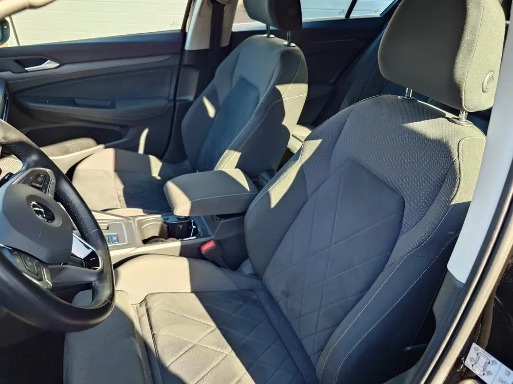 Volkswagen Golf 1.4 eHybrid Style uit 2022, foto 9