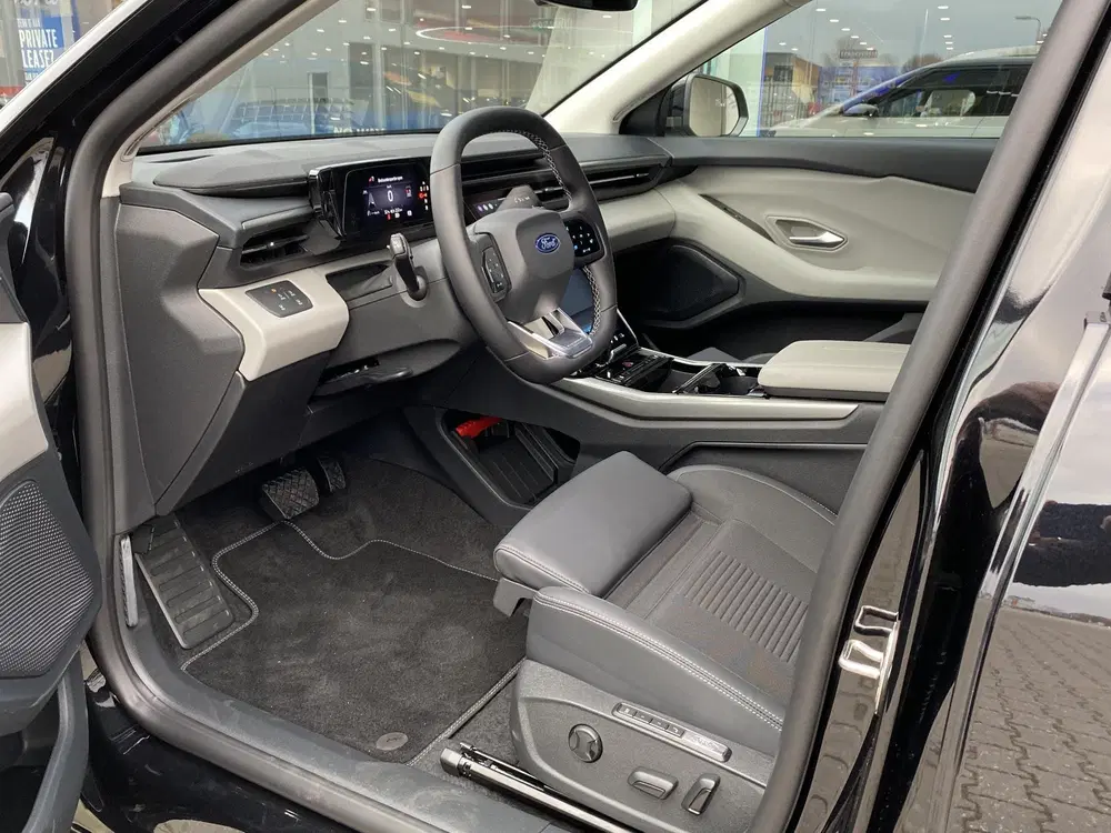 Ford Explorer Premium Extended Range RWD 77 kWh uit 2025, foto 10