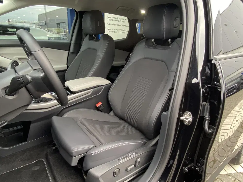 Ford Explorer Premium Extended Range RWD 77 kWh uit 2025, foto 7