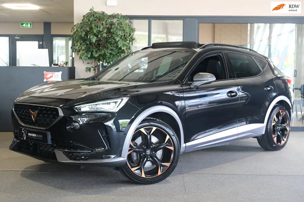 Cupra Formentor 1.4 e-Hybrid VZ Copper 245PK Pano Led ACC uit 2022