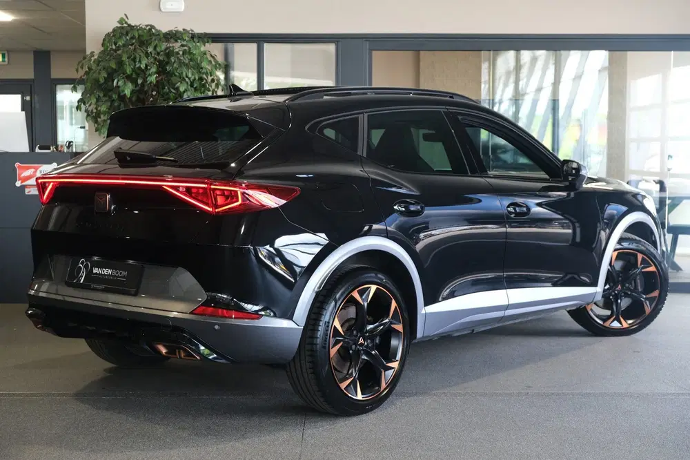 Cupra Formentor 1.4 e-Hybrid VZ Copper 245PK Pano Led ACC uit 2022, foto 2
