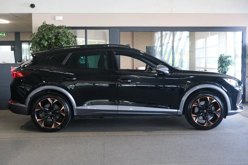 Cupra Formentor 1.4 e-Hybrid VZ Copper 245PK Pano Led ACC uit 2022, foto 7
