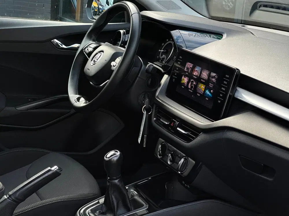 Skoda Fabia 1.0 TSI Ambition uit 2023, foto 11
