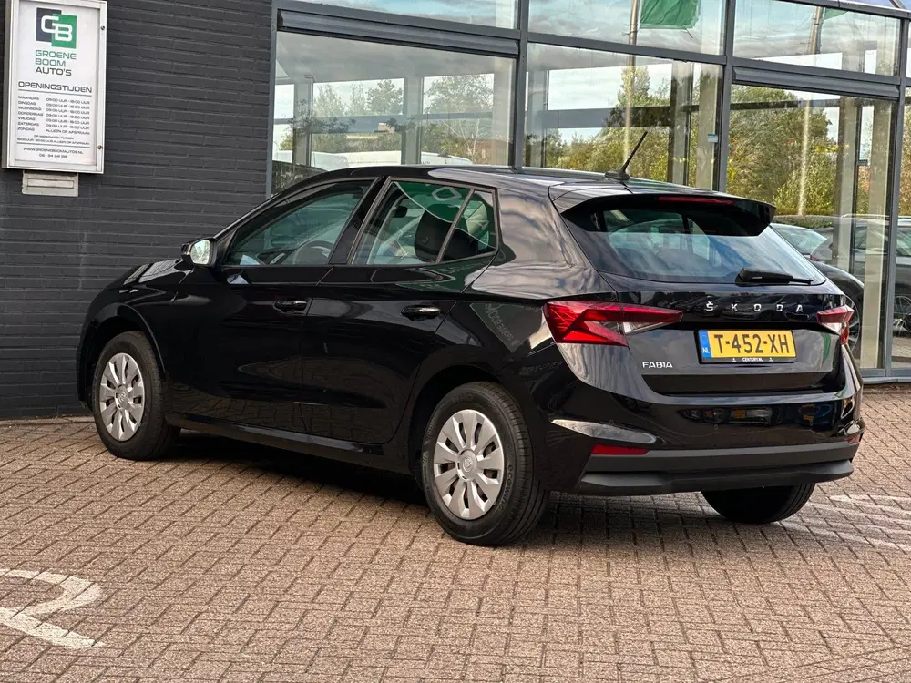 Skoda Fabia 1.0 TSI Ambition uit 2023, foto 3