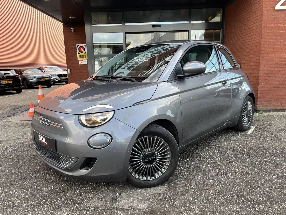 Fiat 500 3+1 Icon 42 kWh 4DRS uit 2021, foto 2