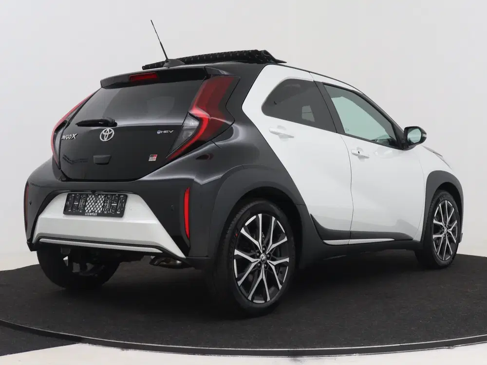 Toyota Aygo X Hybrid 115 GR Sport (bj 2026 uit 2026, foto 2