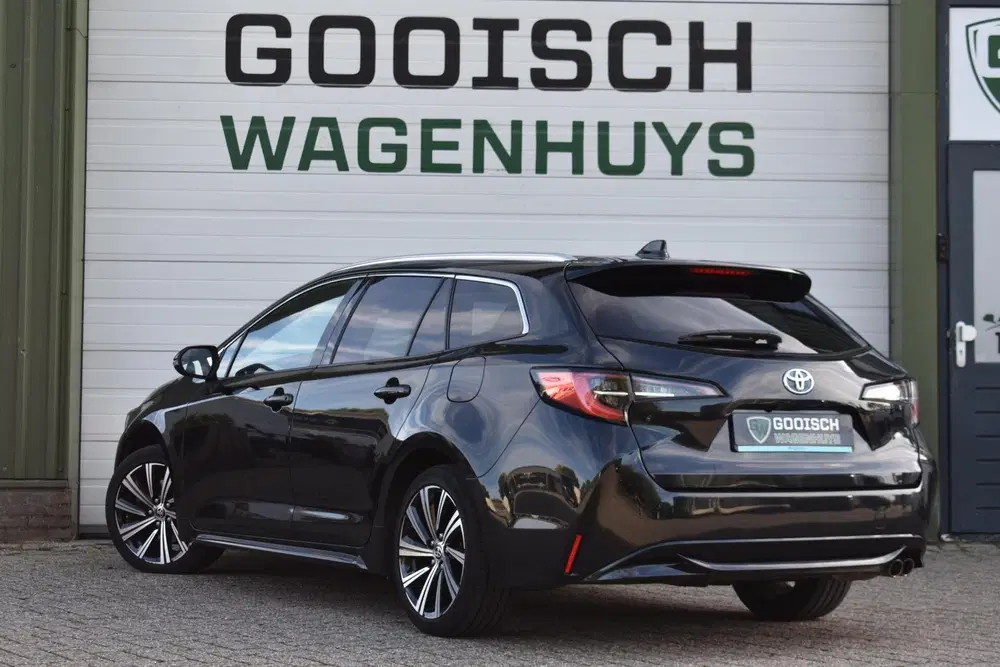 Toyota Corolla 2.0 Hybrid Business Plus uit 2021, foto 3