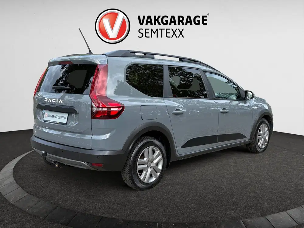 Dacia Jogger 1.0 TCe 100 Bi-Fuel Expression 5p. uit 2022, foto 11