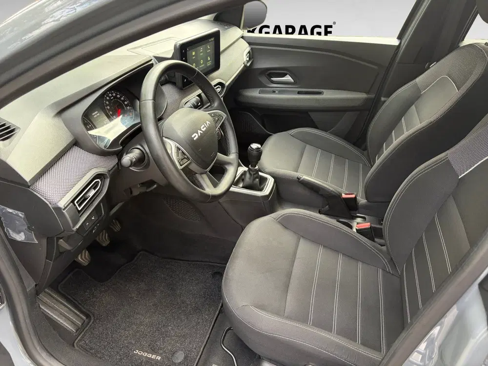 Dacia Jogger 1.0 TCe 100 Bi-Fuel Expression 5p. uit 2022, foto 4