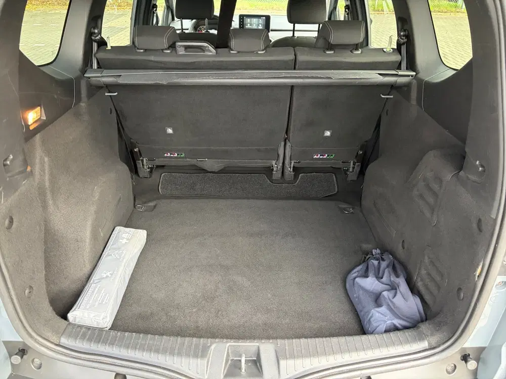 Dacia Jogger 1.0 TCe 100 Bi-Fuel Expression 5p. uit 2022, foto 8