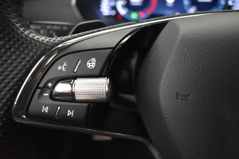 Skoda Octavia 1.0 e-TSI Sportline Virtual Schaalstoelen uit 2023, foto 5