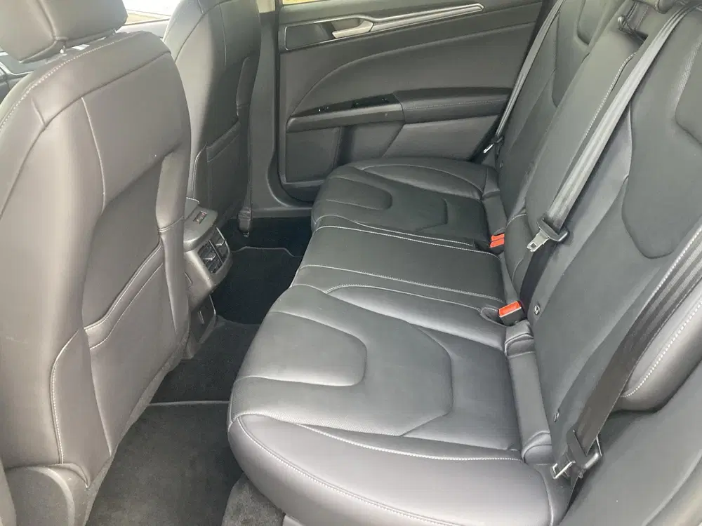 Ford Mondeo 2.0 IVCT HEV 187 pk Titanium Wagon Trekhaa uit 2022, foto 10