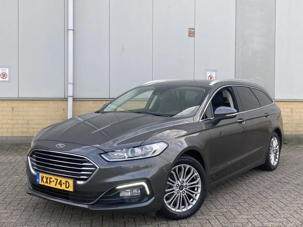 Ford Mondeo 2.0 IVCT HEV 187 pk Titanium Wagon Trekhaa uit 2022, foto 2