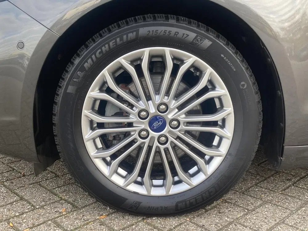 Ford Mondeo 2.0 IVCT HEV 187 pk Titanium Wagon Trekhaa uit 2022, foto 3