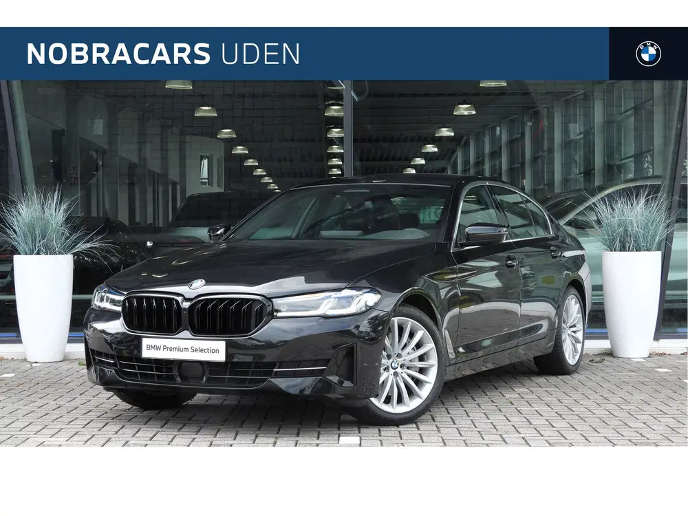 BMW 5-serie 540i High Executive Automaat uit 2022