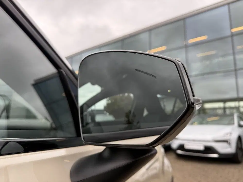 Volvo EX30 P5 Long Range Plus Eur. uit 2026, foto 8