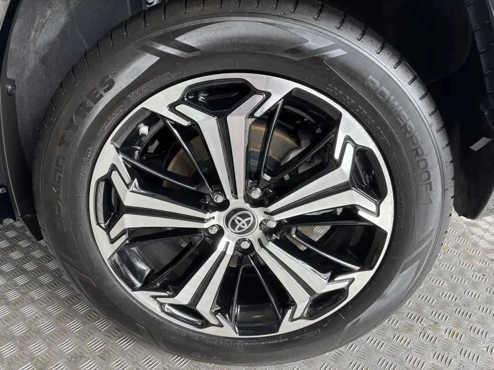 Toyota RAV 4 2.5 Plug-in Hybrid AWD Bi-Tone Plus Trekha uit 2022, foto 12