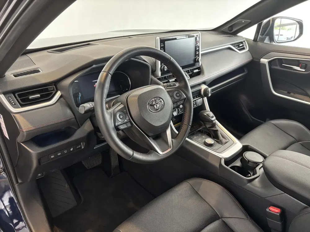 Toyota RAV 4 2.5 Plug-in Hybrid AWD Bi-Tone Plus Trekha uit 2022, foto 2