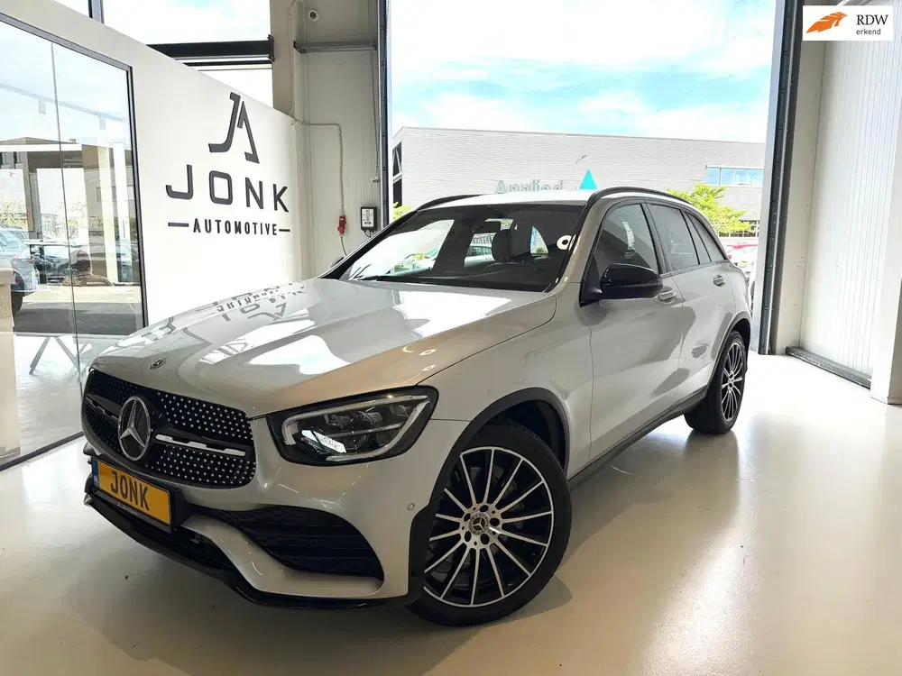 Mercedes-Benz GLC 200 4MATIC AMG Premium Plus uit 2019