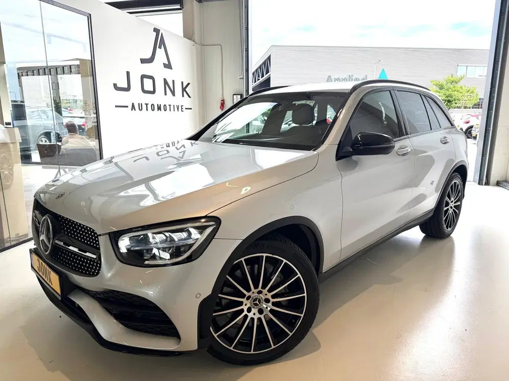 Mercedes-Benz GLC 200 4MATIC AMG Premium Plus uit 2019, foto 11