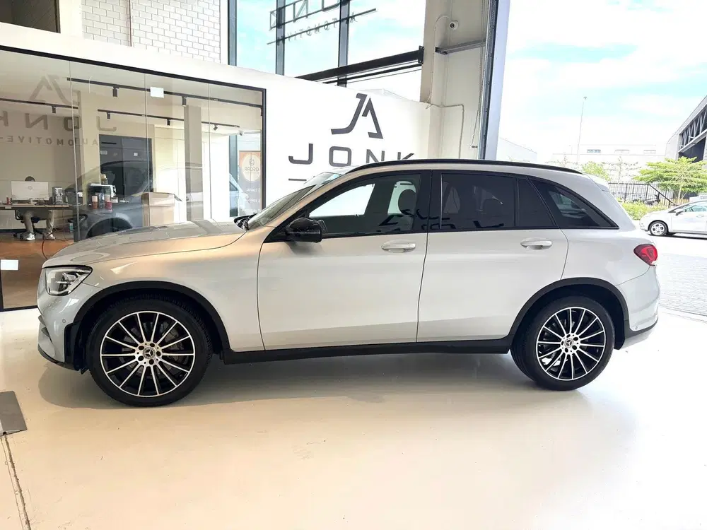 Mercedes-Benz GLC 200 4MATIC AMG Premium Plus uit 2019, foto 8