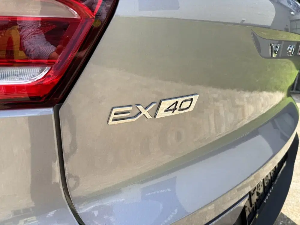Volvo EX40 Single M Core Business Ed. 70kWh uit 2025, foto 6