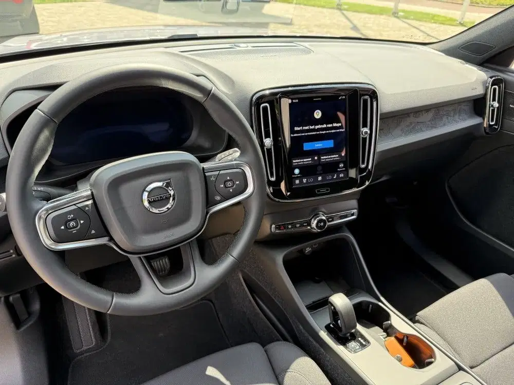 Volvo EX40 Single M Core Business Ed. 70kWh uit 2025, foto 7