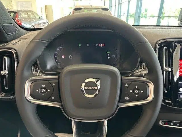 Volvo EX40 Extend. Range Ultra Eur. Black Ed. uit 2026, foto 8