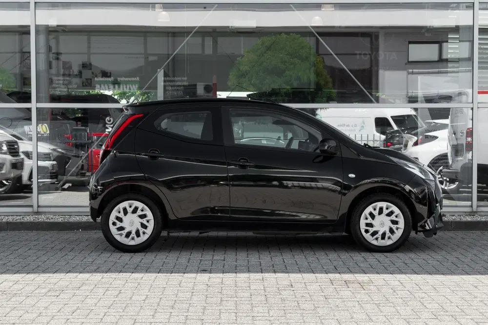 Toyota Aygo 1.0 VVT-i x-play uit 2020, foto 3