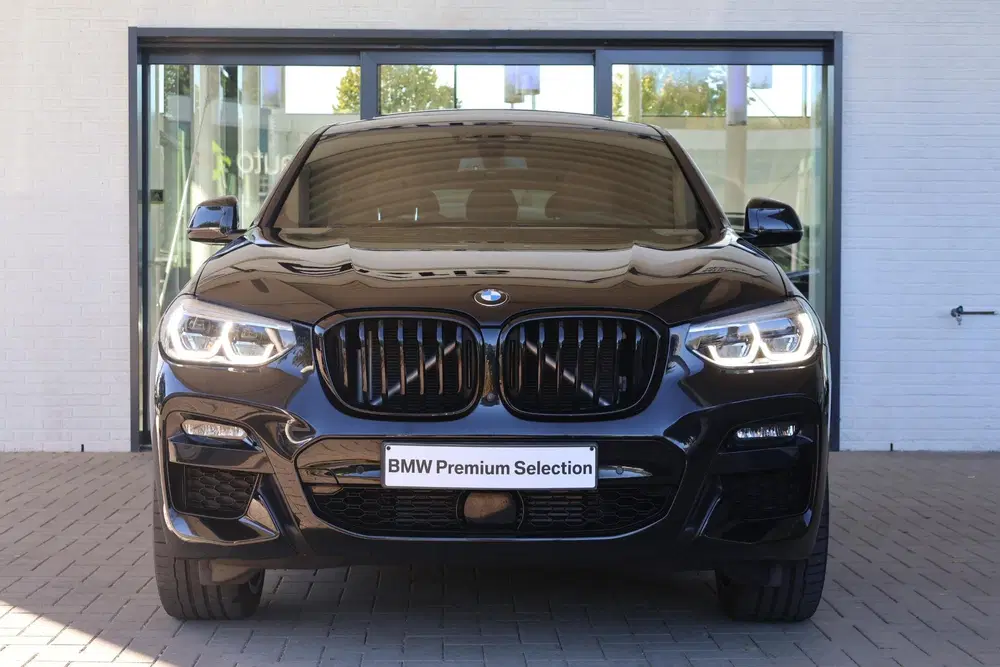 BMW X4 xDrive20i High Executive Edition uit 2021, foto 3