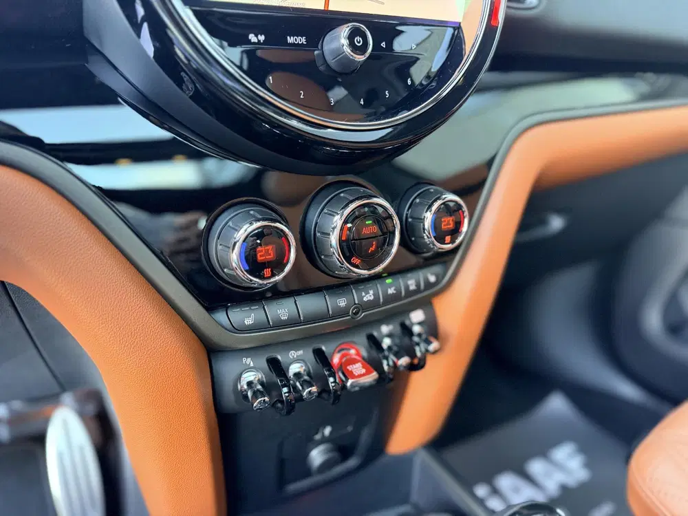 Mini John Cooper Works 2.0 John Cooper Works ALL4 Chili Countryma uit 2021, foto 9