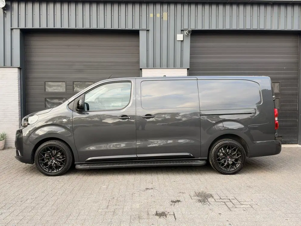 Citroën Jumpy Citroen JUMPY 2.0 BlueHDI 180 S&S L3 Dubbe uit 2024, foto 4