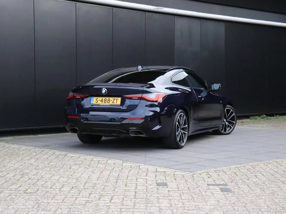 BMW 4-serie 4-serie Coupé M440i xDrive High Executive uit 2021, foto 3