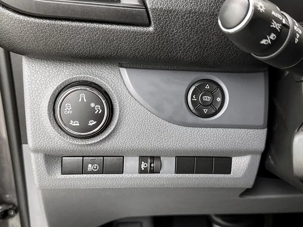 Citroën Jumpy 2.0 BlueHDI 180 M Club Head-up display Ada uit 2019, foto 15