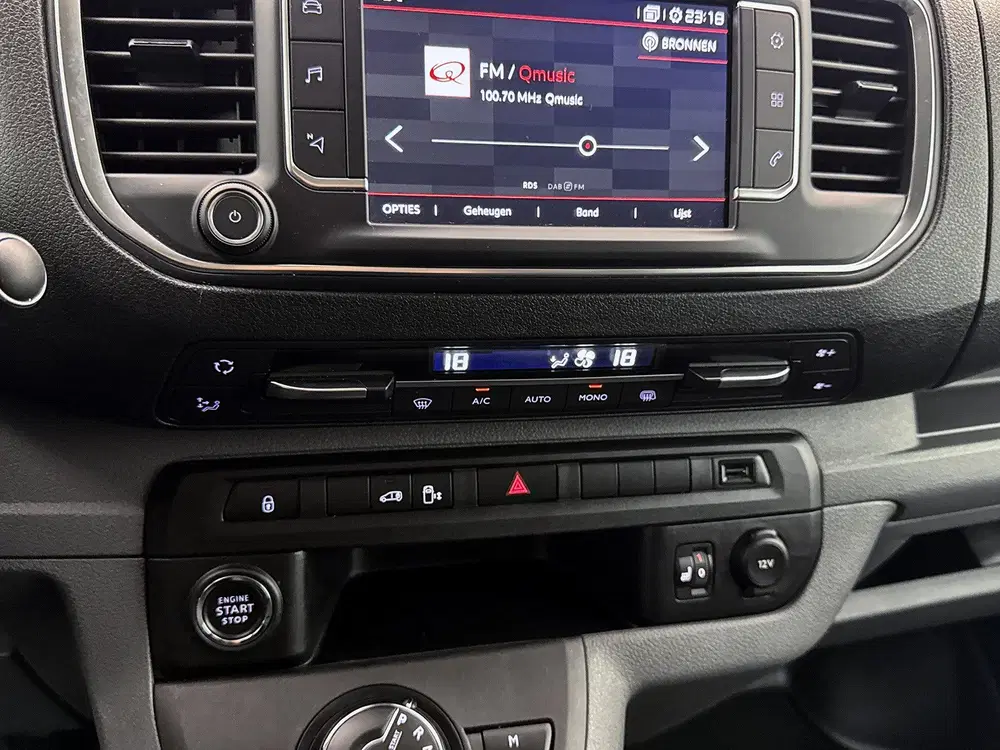 Citroën Jumpy 2.0 BlueHDI 180 M Club Head-up display Ada uit 2019, foto 7
