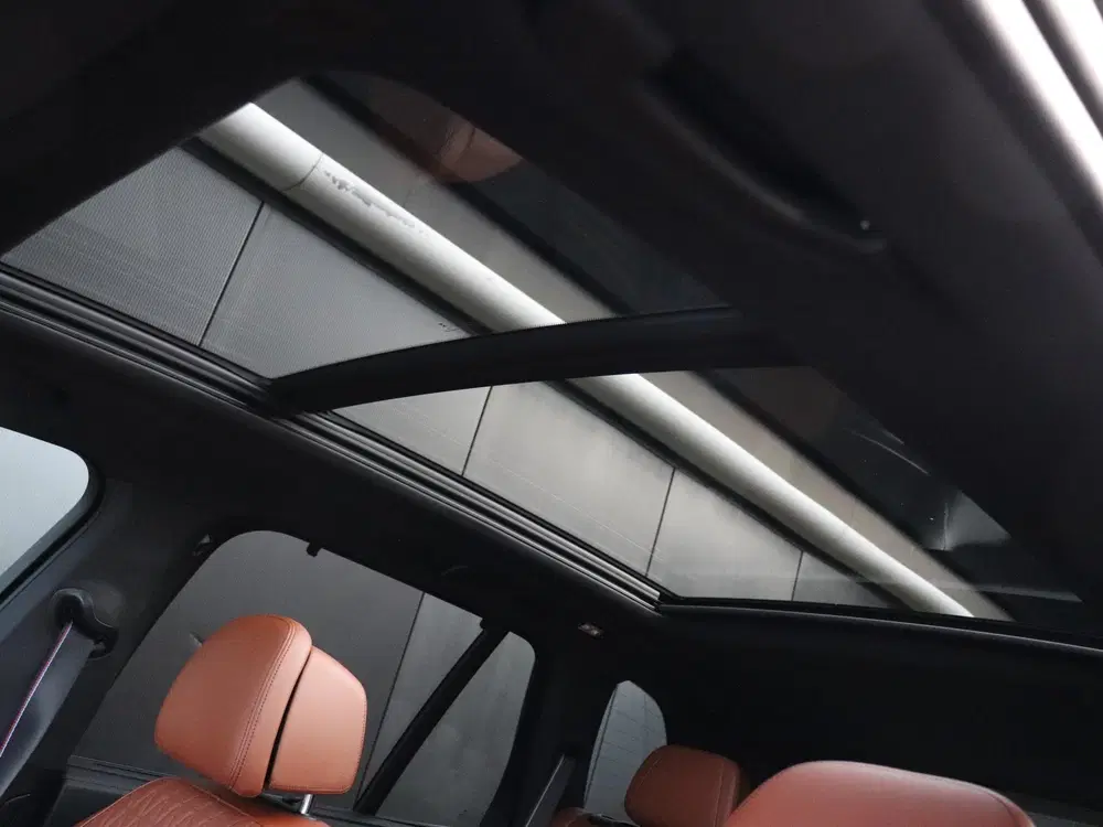 BMW X5 xDrive50e Launch Edition uit 2023, foto 15