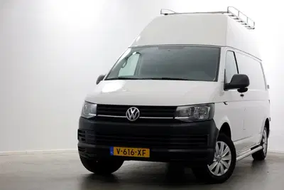 Volkswagen Transporter 2.0 TSI 150pk Benzine L2H3 Airco uit 2019