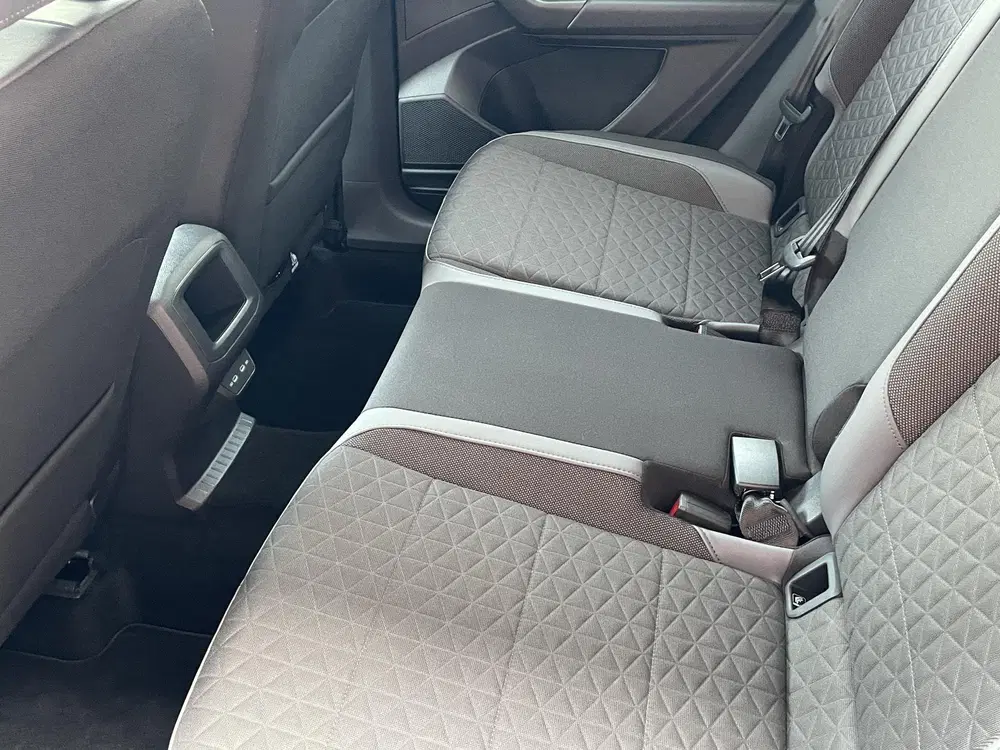 Volkswagen T-Cross 1.0 TSI 110pk DSG Style Navigatie Apple C uit 2023, foto 15