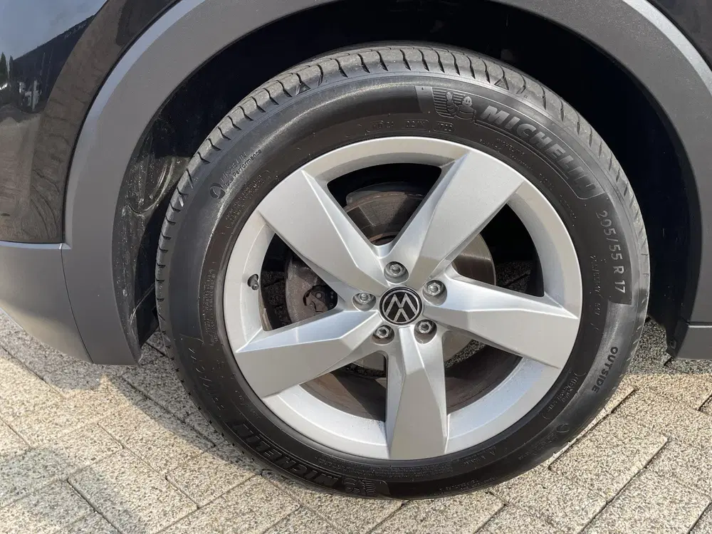 Volkswagen T-Cross 1.0 TSI 110pk DSG Style Navigatie Apple C uit 2023, foto 2